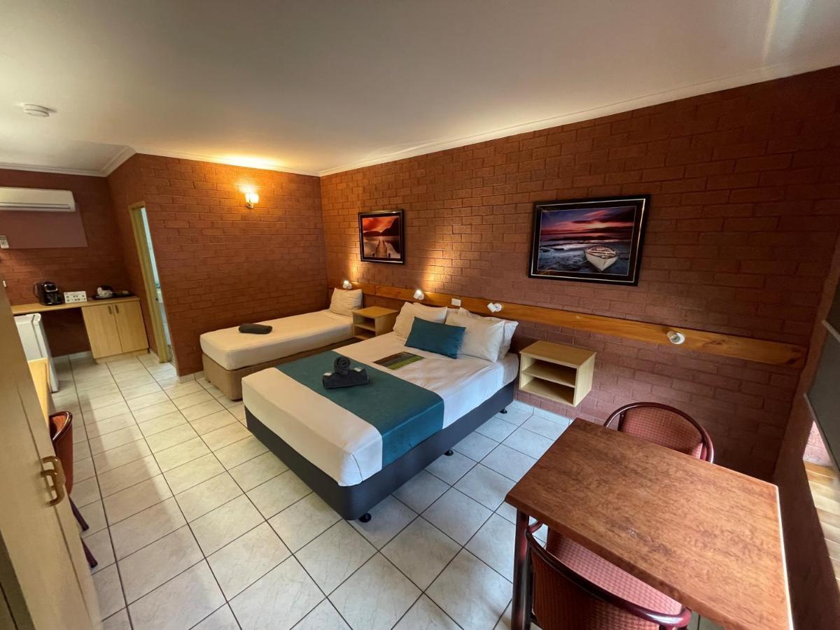 Pine Tree Motel แคทเทอรีน ภายนอก รูปภาพ