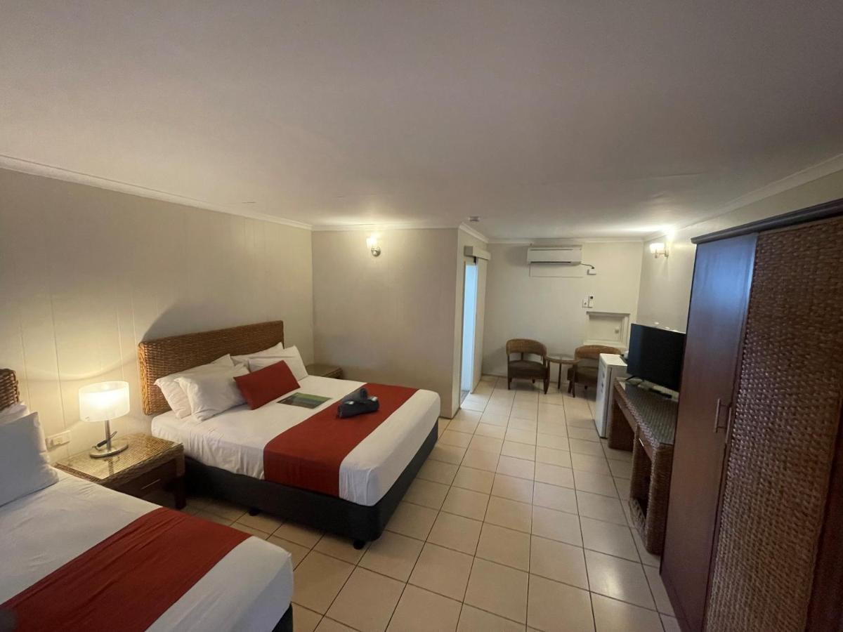 Pine Tree Motel แคทเทอรีน ภายนอก รูปภาพ