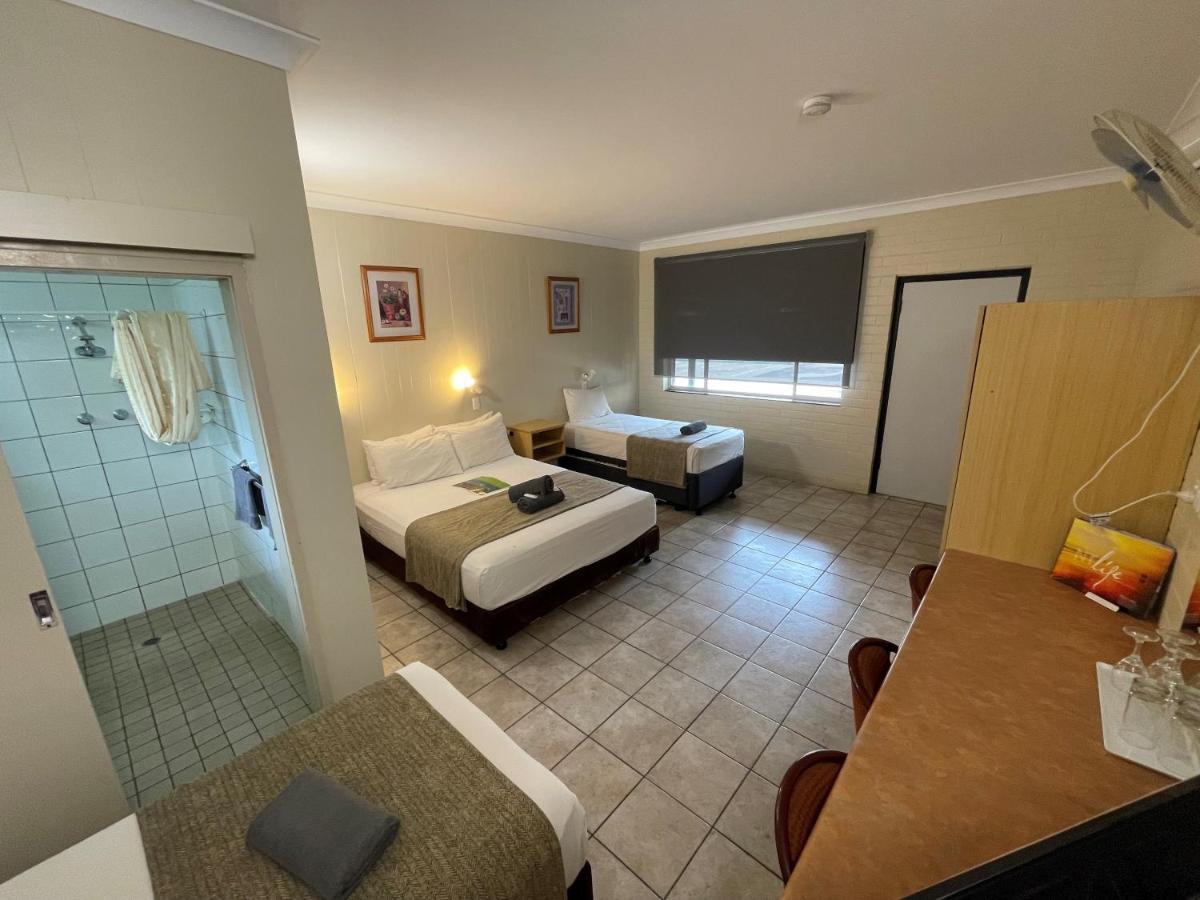 Pine Tree Motel แคทเทอรีน ภายนอก รูปภาพ