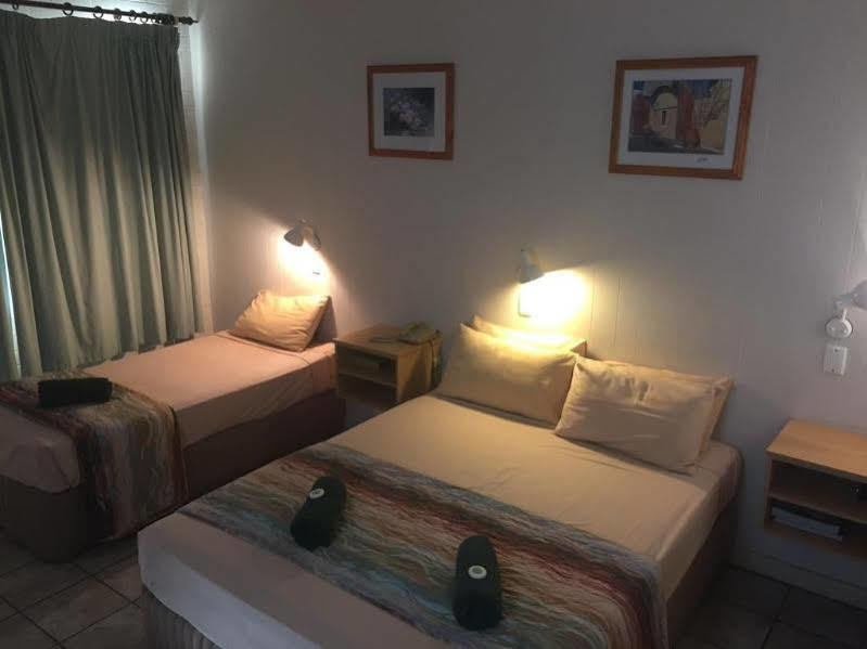 Pine Tree Motel แคทเทอรีน ภายนอก รูปภาพ